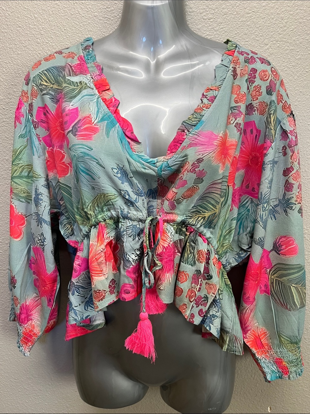 Natural life crop top size XL